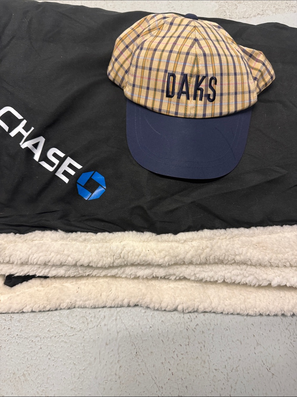 DAKS Men's Plaid Yellow & Navy Baseball Cap
